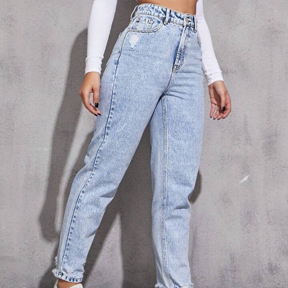 Shein Tapered Jeans - Picture 2 of 14